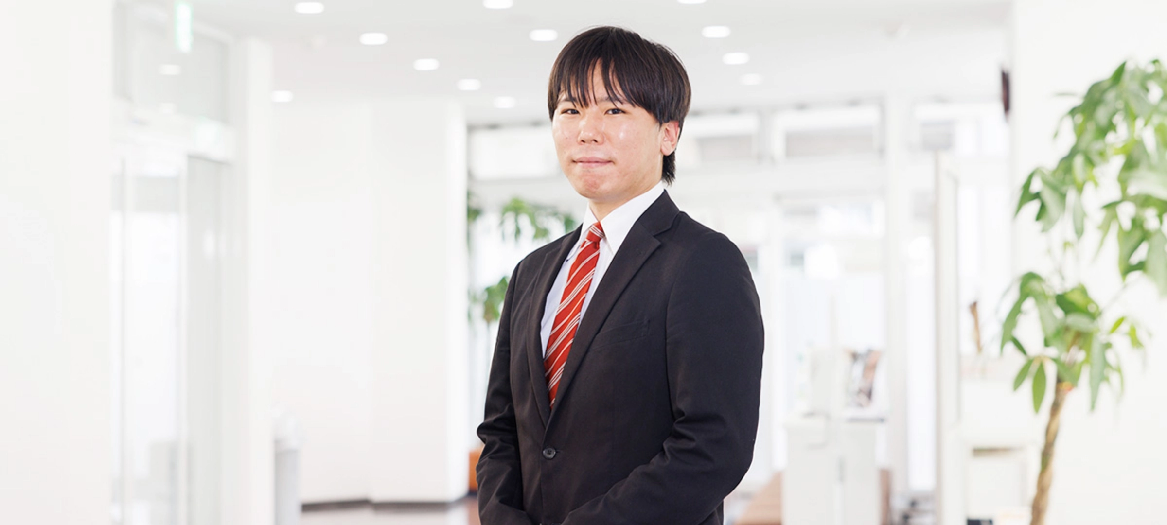 本部 H.T.さん正面写真